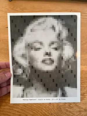 Additional view of “Marilyn Numérisée” press photograph